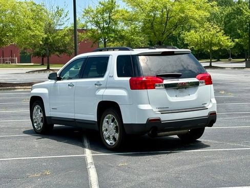 Used 2015 GMC Terrain SLE w/ Chrome Package AWD/4WD image 5