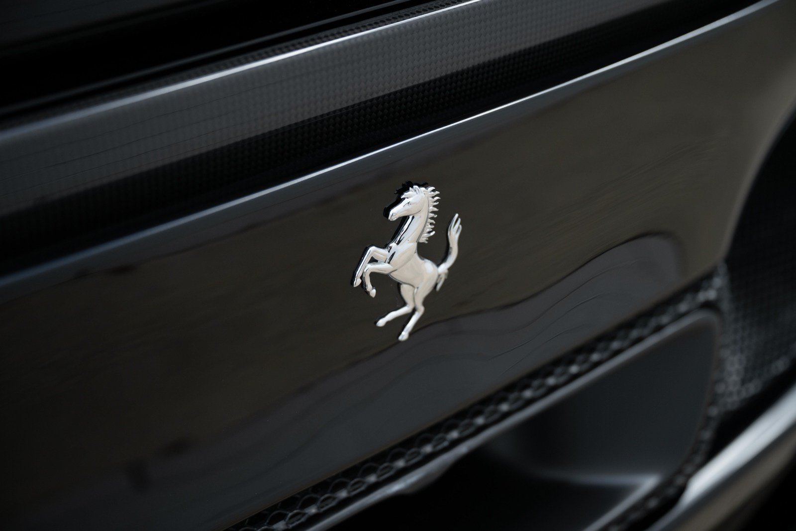 Used 2024 Ferrari 296 GTB RWD image 17