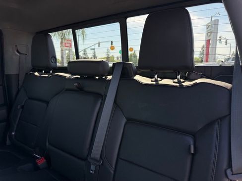 Used 2020 Chevrolet Silverado 2500 LTZ w/ LTZ Premium Package image 12