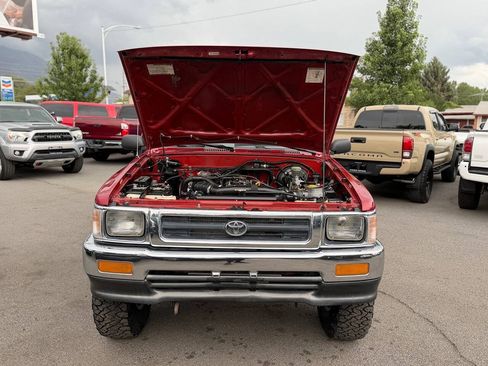 Used 1993 Toyota Pickup Deluxe AWD/4WD image 34