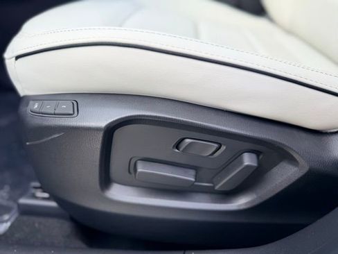 New 2025 MAZDA CX-5 AWD 2.5 S w/ Preferred Package image 13