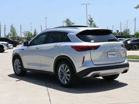Used 2019 INFINITI QX50 Luxe FWD image 7