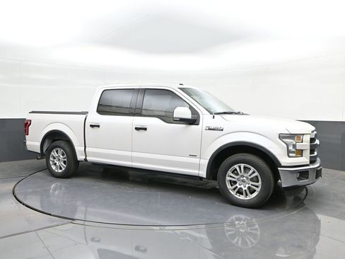 Used 2016 Ford F150 Lariat w/ Equipment Group 501A Mid RWD image 17