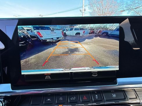 New 2026 GMC Sierra 1500 Elevation image 12