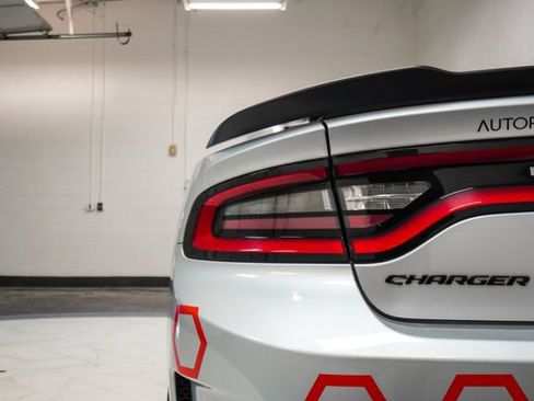 Used 2020 Dodge Charger Scat Pack w/ Plus Group RWD image 36
