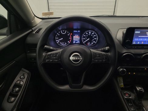 Used 2024 Nissan Sentra S FWD image 22