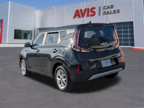 Used 2024 Kia Soul LX w/ Option Group 015 image 9