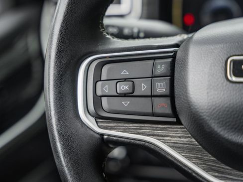 Used 2022 Jeep Wagoneer Series III image 35