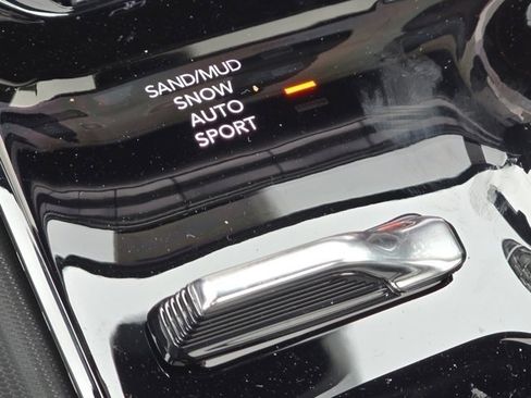 New 2026 Jeep Grand Wagoneer Summit image 21