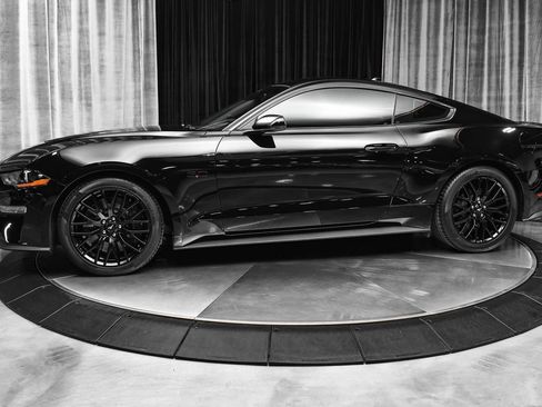 Used 2021 Ford Mustang GT Premium w/ GT Performance Package RWD image 11