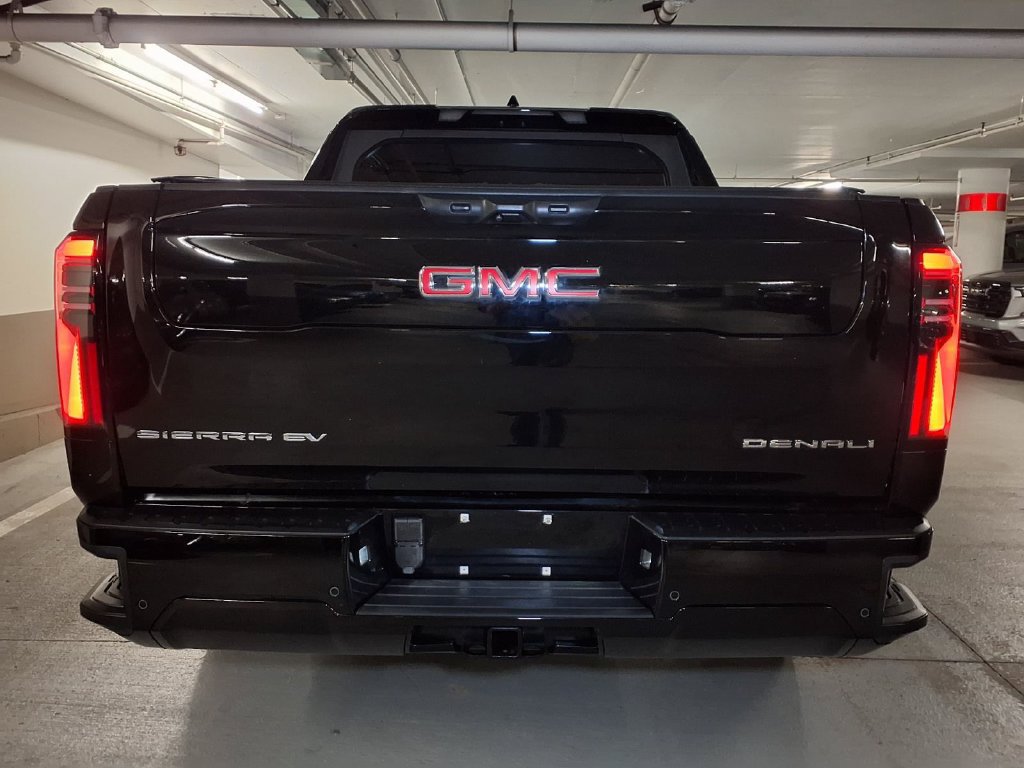 Used 2026 GMC Sierra EV Denali AWD/4WD image 18