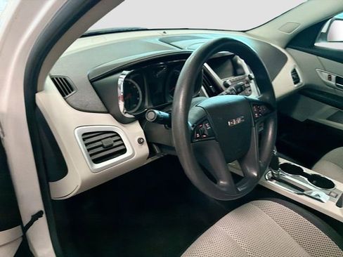 Used 2016 GMC Terrain SLE image 9