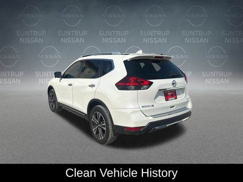 Used 2017 Nissan Rogue SL w/ SL Premium Package AWD/4WD image 3