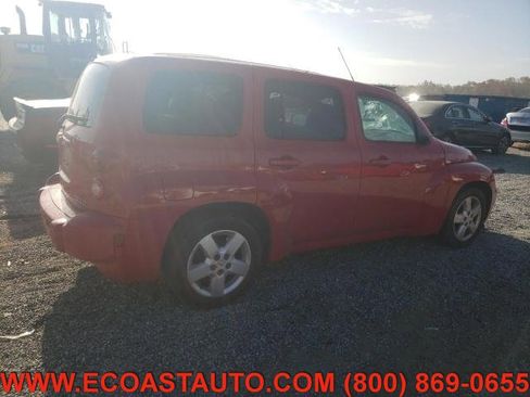 Used 2011 Chevrolet HHR LT image 2