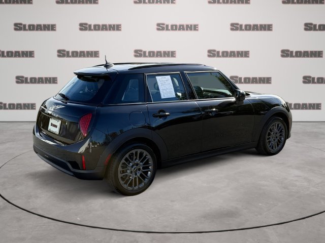 Used 2026 MINI Cooper 4-Door Hardtop FWD image 5