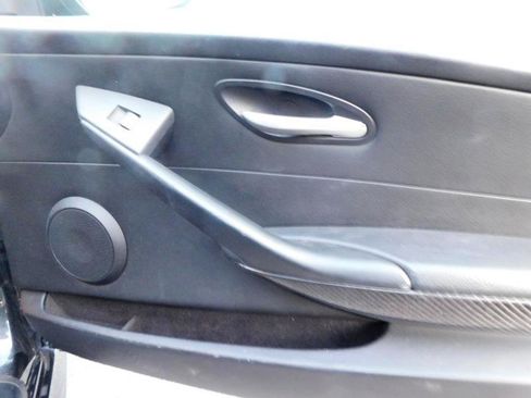 Used 2006 BMW M6 Coupe RWD image 36