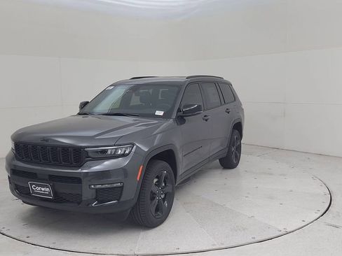 New 2025 Jeep Grand Cherokee L Limited w/ Black Appearance Package image 6
