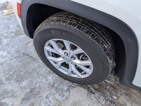 Used 2022 Jeep Grand Cherokee L Limited w/ Trailer Tow Group (B) image 9