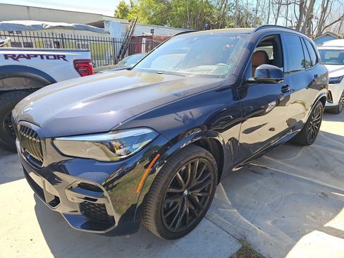 Used 2023 BMW X5 sDrive40i w/ M Sport Package image 1