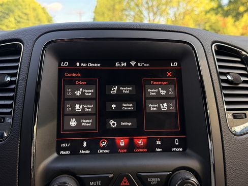 Used 2018 Dodge Durango SRT w/ Technology Group AWD/4WD image 20