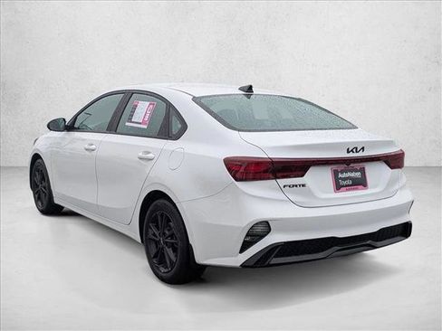 Used 2023 Kia Forte LXS w/ LXS Technology Package image 8