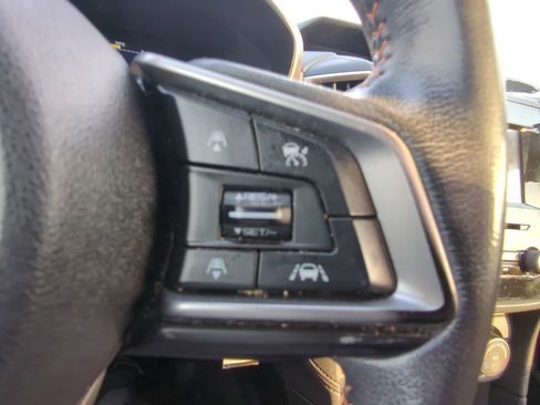 Used 2019 Subaru Crosstrek 2.0i Premium w/ Eyesight System image 16