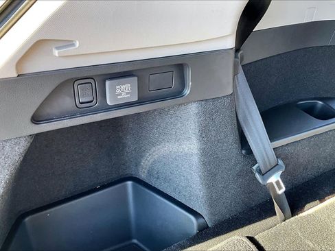 Used 2024 Acura MDX SH-AWD w/ Technology Package image 31