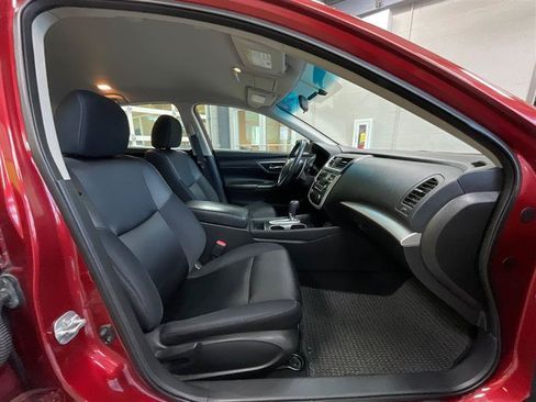 Used 2016 Nissan Altima 2.5 SR FWD image 24