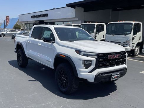 New 2026 GMC Canyon Elevation w/ Convenience Package RWD image 3
