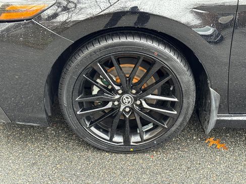 Used 2022 Toyota Camry XSE w/ Navigation Package image 11