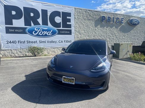 Used 2021 Tesla Model 3 Long Range image 6