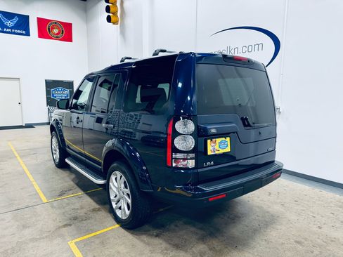 Used 2016 Land Rover LR4 HSE image 5