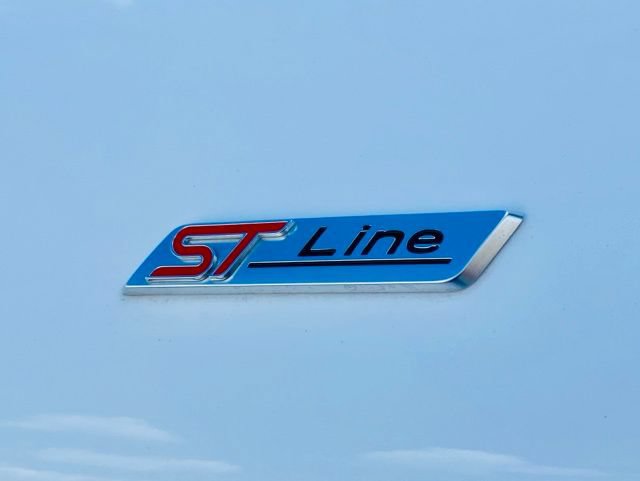 Used 2024 Ford Explorer ST-Line w/ Class IV Trailer Tow Package AWD/4WD image 11