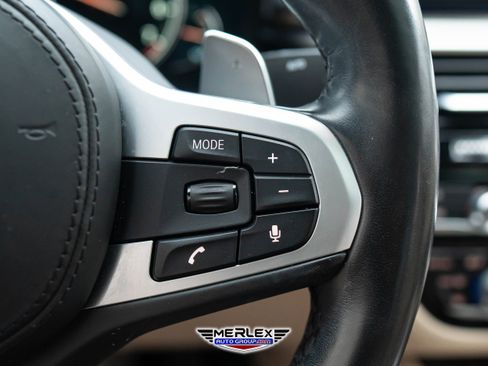 Used 2018 BMW 540i image 24