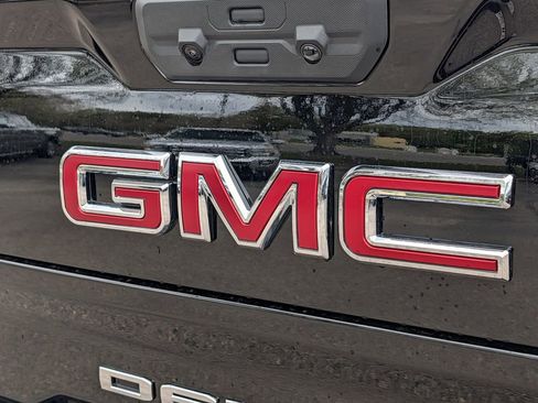 New 2026 GMC Sierra 1500 Denali w/ Denali Reserve Package AWD/4WD image 13
