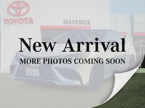 Used 2023 Toyota Camry XSE FWD image 1