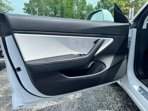 Used 2019 Tesla Model 3 Performance AWD/4WD image 29