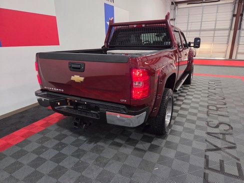 Used 2013 Chevrolet Silverado 2500 LTZ w/ LTZ Plus Package image 27