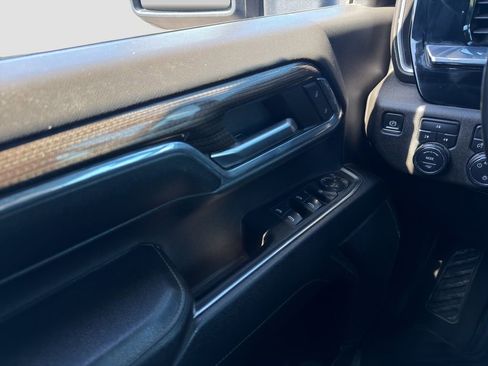 Used 2024 Chevrolet Silverado 2500 LT AWD/4WD image 28
