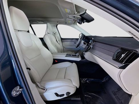 Certified 2026 Volvo XC90 T8 Ultra w/ Protection Package Premier AWD/4WD image 31
