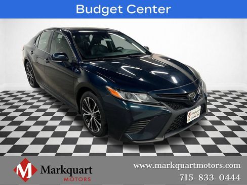 Used 2018 Toyota Camry SE w/ Moonroof Package FWD image 1