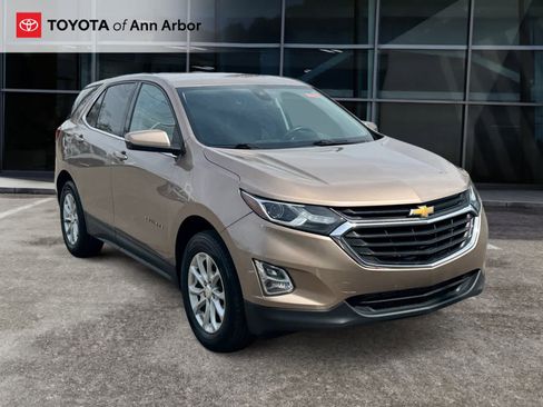 Used 2019 Chevrolet Equinox LT w/ Driver Convenience Package image 1