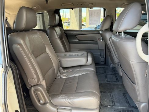 Used 2016 Honda Odyssey Touring Elite image 32