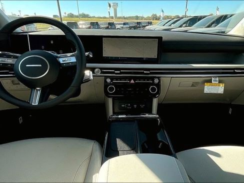 New 2025 Hyundai Tucson SEL image 5