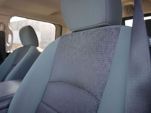 Used 2014 RAM 2500 SLT image 21