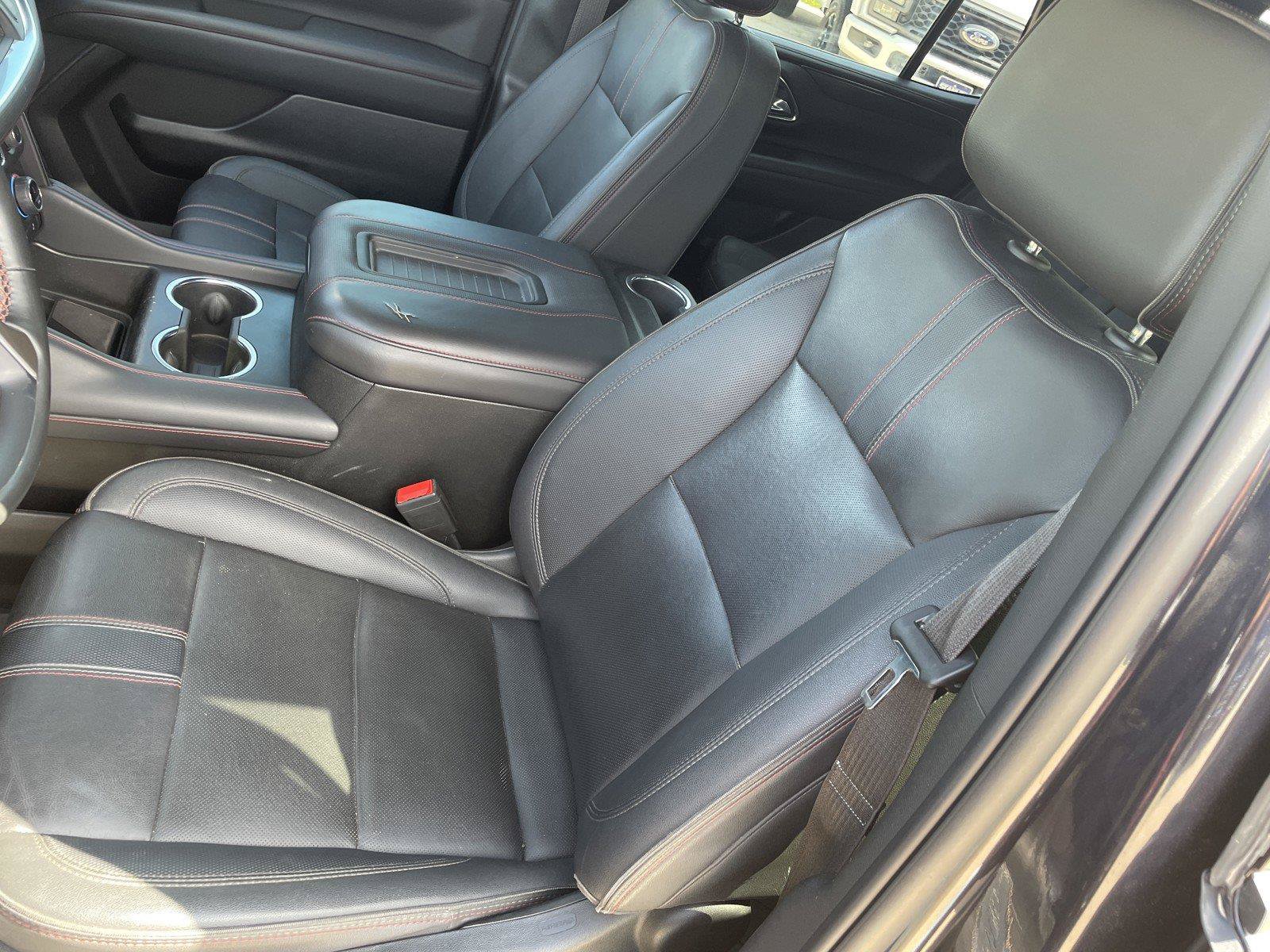 Used 2023 Chevrolet Tahoe RST w/ Luxury Package RWD image 17