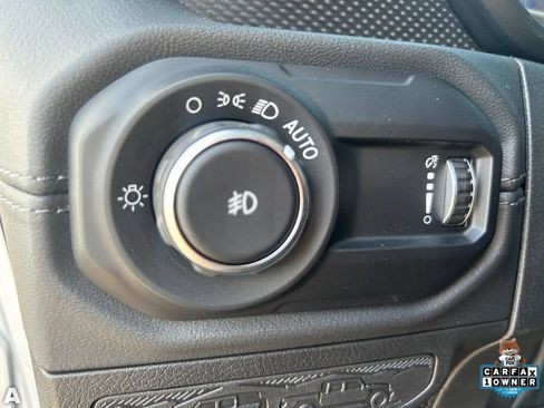 Certified 2024 Jeep Wrangler Unlimited Rubicon AWD/4WD image 29
