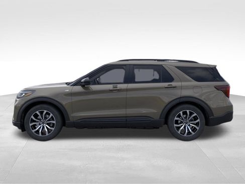 New 2026 Ford Explorer ST-Line AWD/4WD image 3