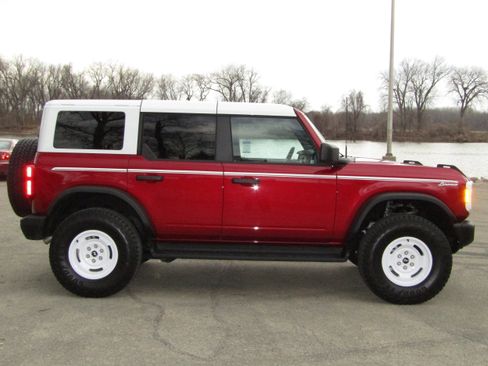 Used 2025 Ford Bronco Heritage Edition AWD/4WD image 5
