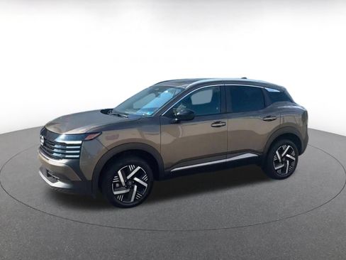 Used 2026 Nissan Kicks SV FWD image 8